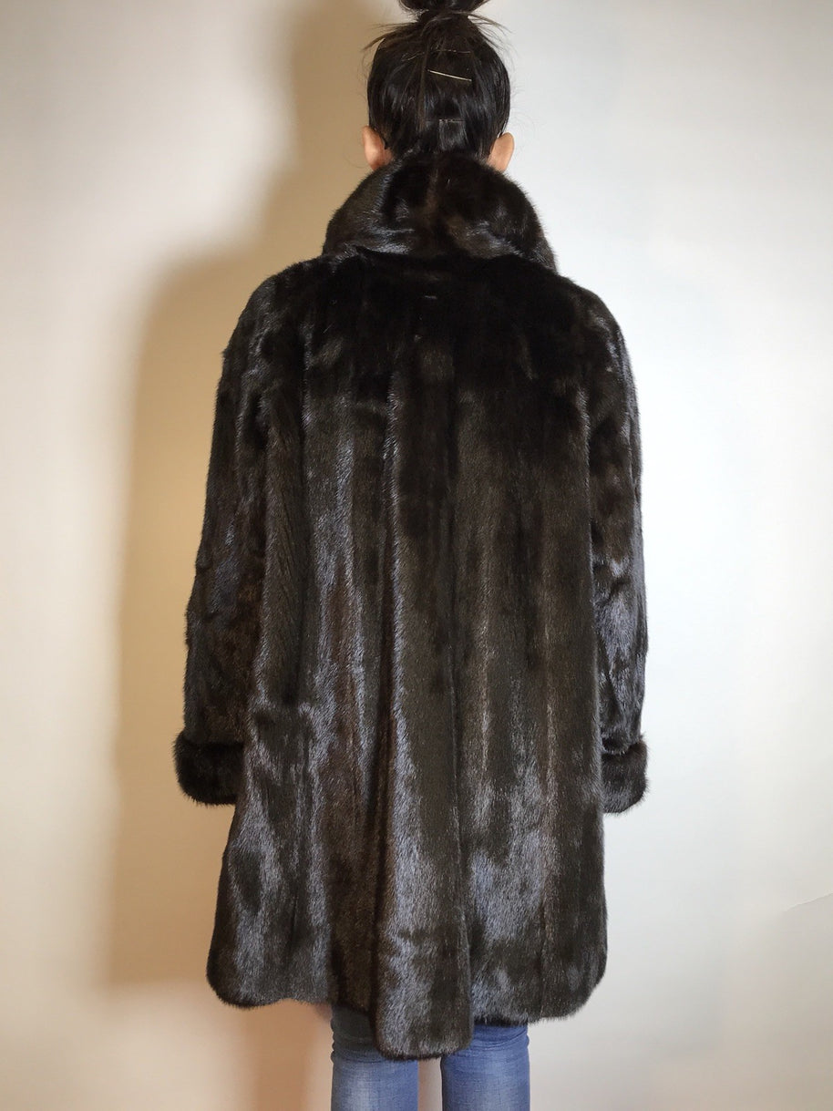 Wunderschöner 3/4 Nerzmantel Original SAGA MINK Nerz dunkelbraun Gr. 40/42 Damen