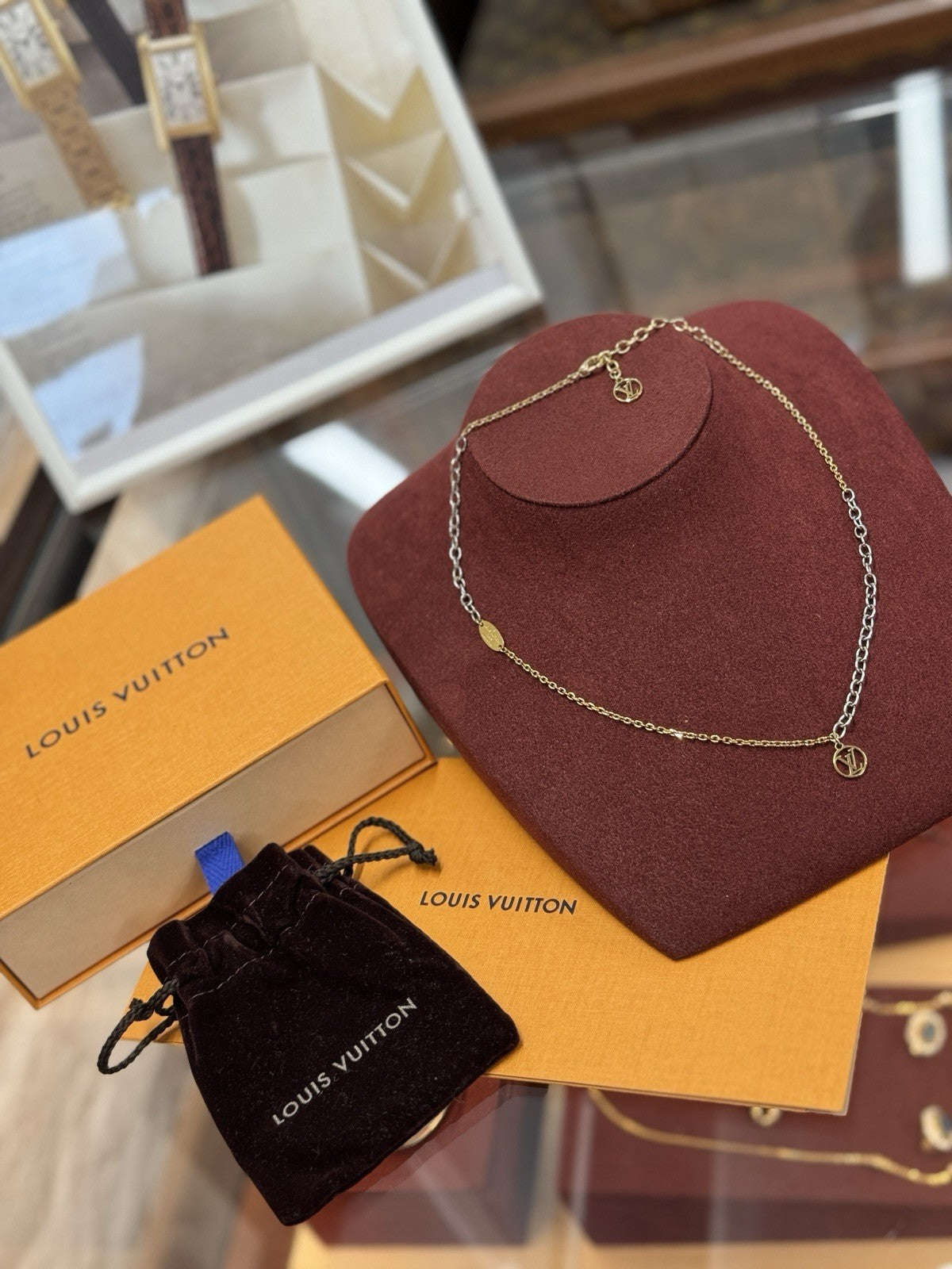 Louis Vuitton M68074 Logomania Bicolor Collier Halskette