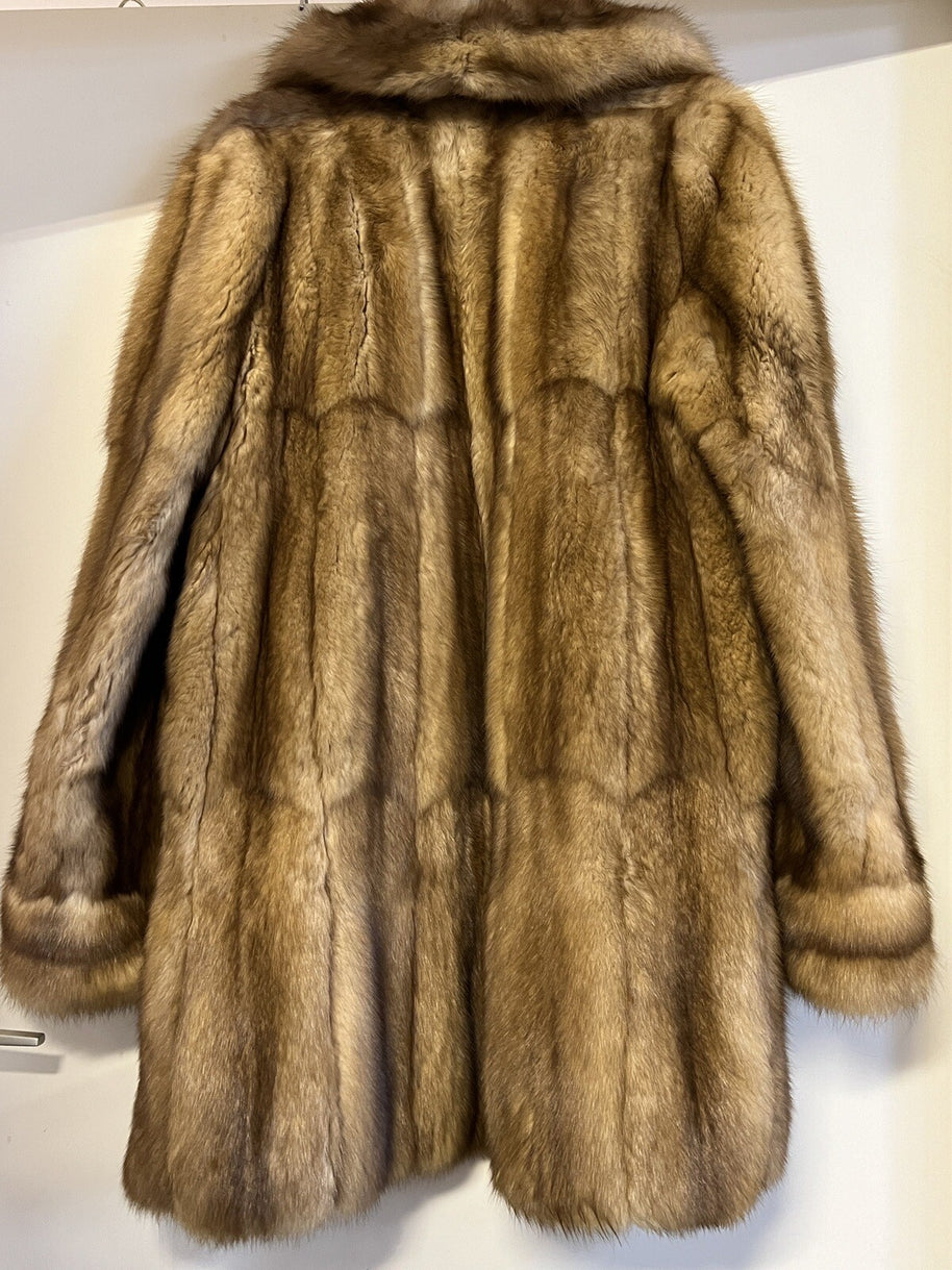 Exklusiver Zobelmantel, 3/4 Jacke Kürschner SCHRANK NP. 80.000,- Echtpelz