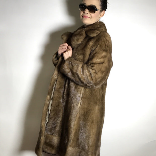 Klassischer Nerzmantel SAGA MINK beige, hellbraun vom Kürschner Gr. 36/38 Damen