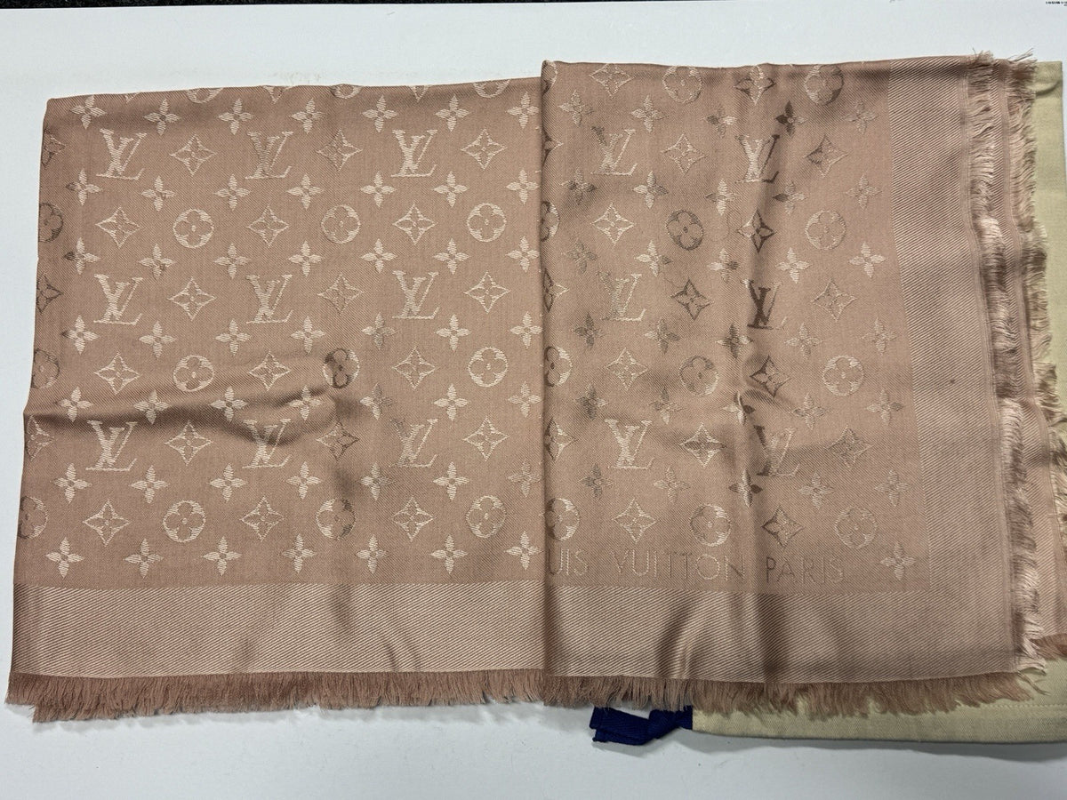 Louis Vuitton Monogram Seide Tuch/Schal 140cm Nude Rose Rosa M74441