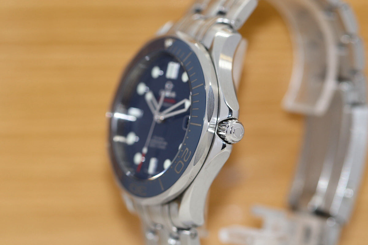 Omega Seamaster Diver 300 M Blau/blue plain dial 21230412003001 Fullset DE 2016