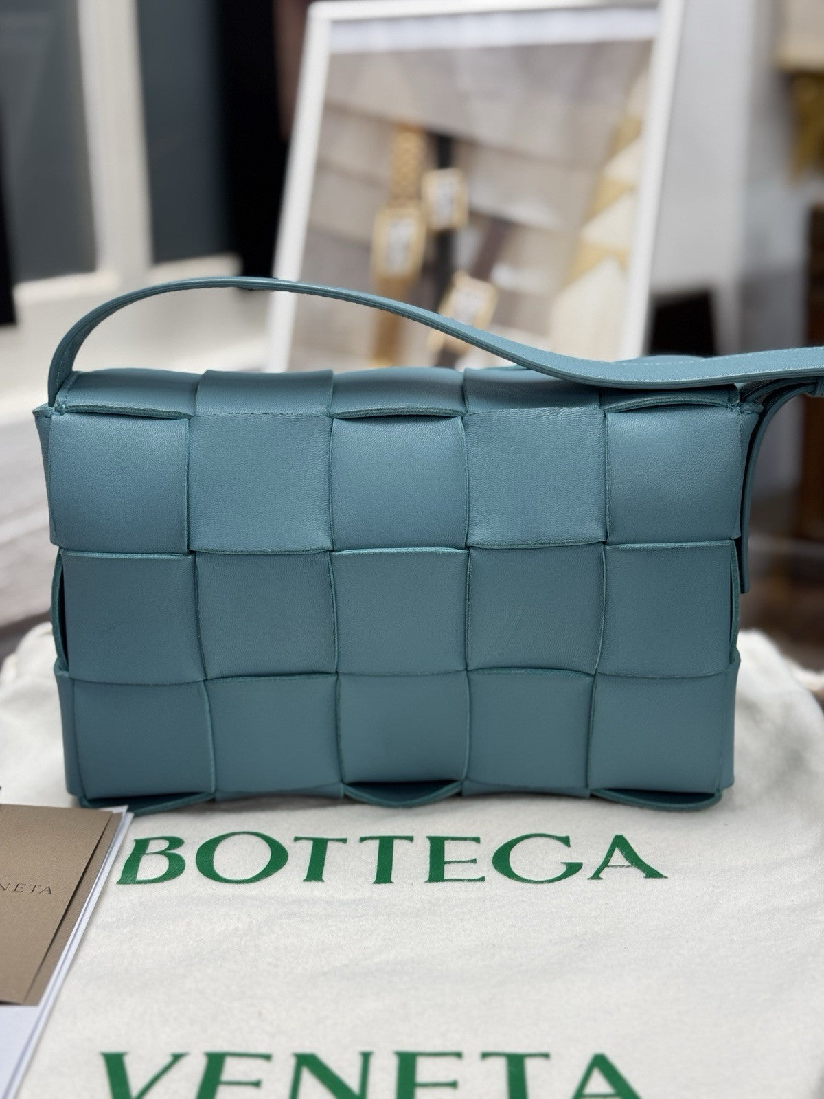 Bottega Veneta Cassette Intreccio Leder Linoleum Türkis Blau