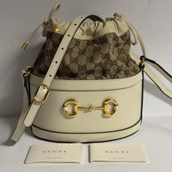 Gucci Horsebit Bucket Bag Umhängetasche Weiß Leder GG Supreme