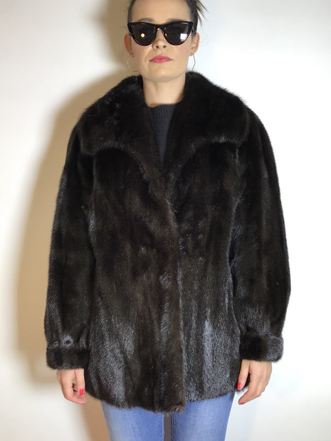 Moderne Nerzjacke dunkelbraun Sonderanfertigung vom Kürschner Gr. 36/38 Damen