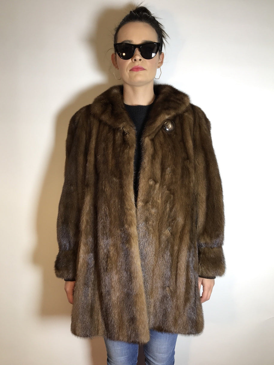 Schöne lange Nerzjacke naturbraun, Exklusiv vom Kürschner Gr. 36/38 Damen