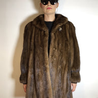 Schöne lange Nerzjacke naturbraun, Exklusiv vom Kürschner Gr. 36/38 Damen