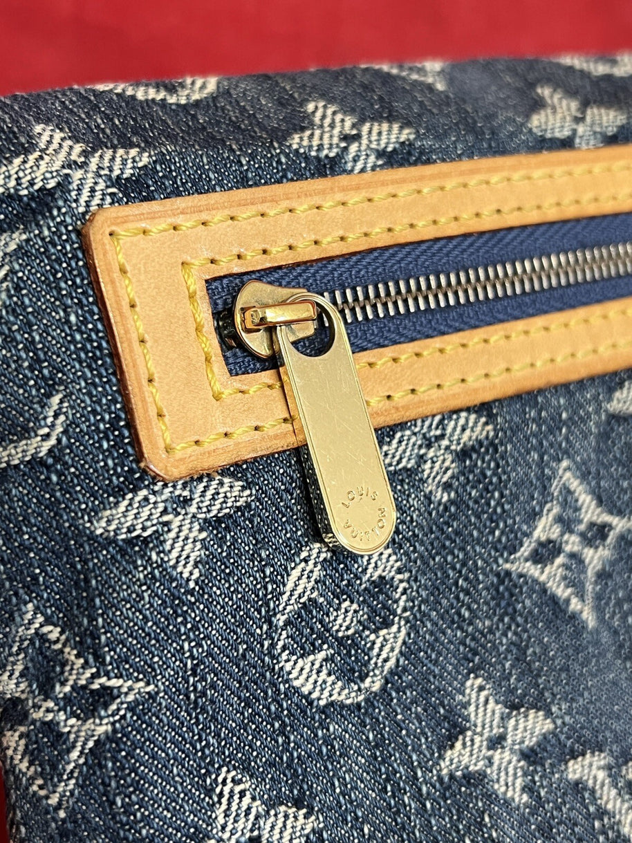 Louis Vuitton Pochette Accessoires Denim/Jeans Clutch Monogram 2006