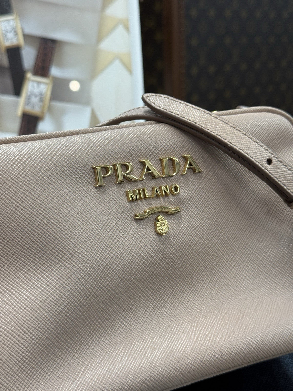 Prada Bandoliera Chain Bag Saffiano Leder Cipria Rosa Puder Umhängetasche 1BH149