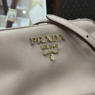 Prada Bandoliera Chain Bag Saffiano Leder Cipria Rosa Puder Umhängetasche 1BH149