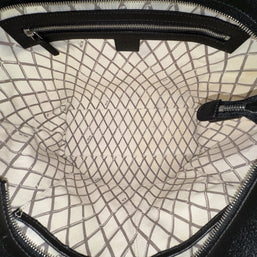 MCM Toni Medium Shopper mit Reissverschluss in Visetos Schwarz mit Rechnung