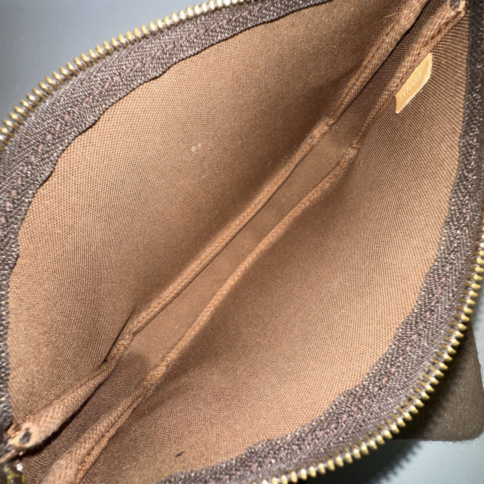 Louis Vuitton Pochette Accessoires Monogram Canvas Täschchen Clutch TOP Zustand