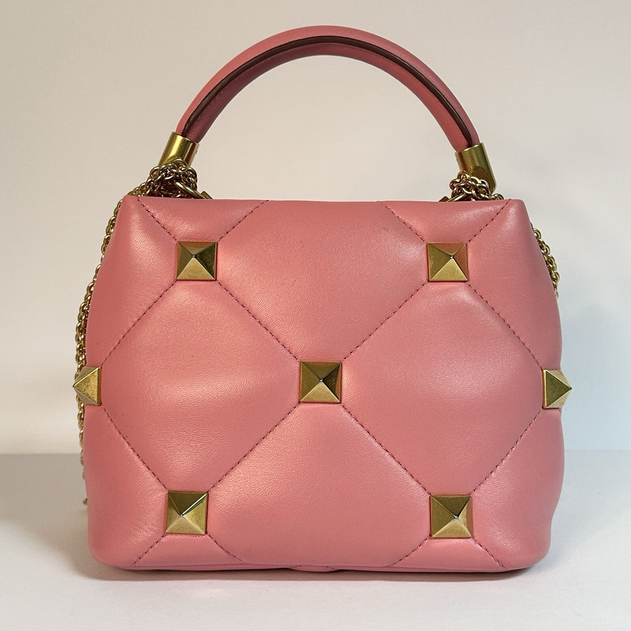 Valentino Garavani Rockstud kleine Umhängetasche Roman Stud Rosa & Gold