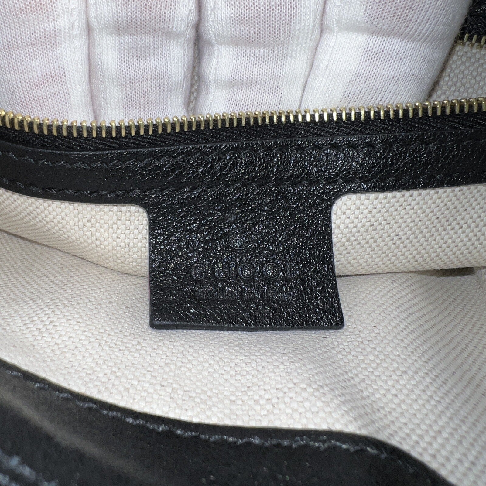 Gucci small GG Hobo Shoulder Bag Leather Black/Gold kleine Umhängetasche Schwarz