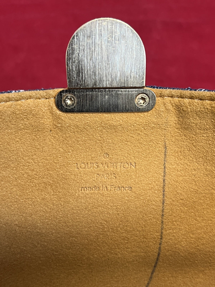 Louis Vuitton Pochette Accessoires Denim/Jeans Clutch Monogram 2006