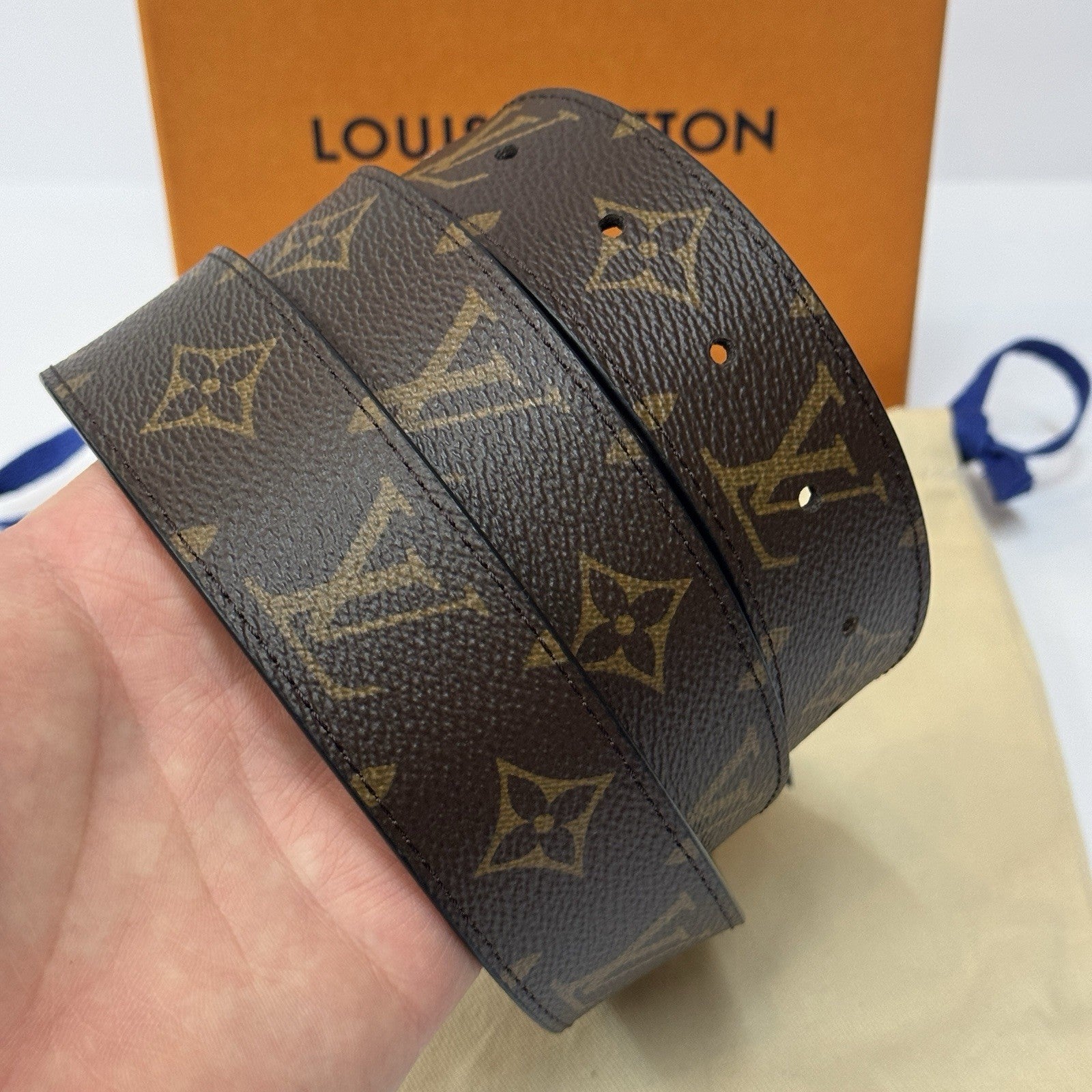 Louis Vuitton LV Circle Wendegürtel 35 mm Monogram/Schwarz M0564U wie Neu Gr. 95