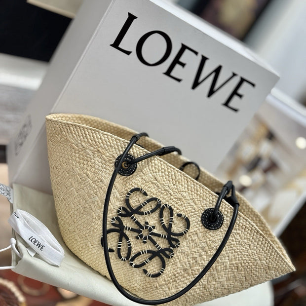 Loewe kleine Anagram Basket Bag aus Iraca-Palme und Kalbsleder Strandtasche