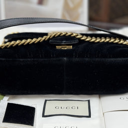 Gucci Kleine GG Marmont Schultertasche Samt Schwarz/Gold 446744