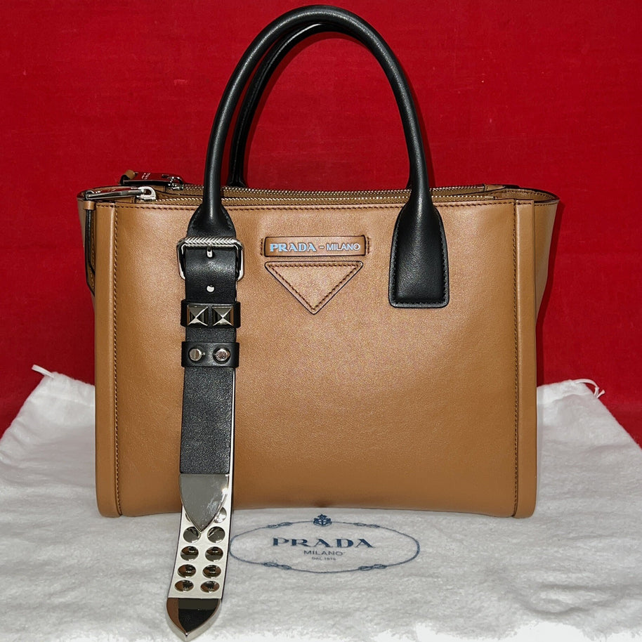 Prada 1BA175 Borsa Lux Two 2 Way Damen Umhängetasche Braun/Schwarz NP. 1.900€!