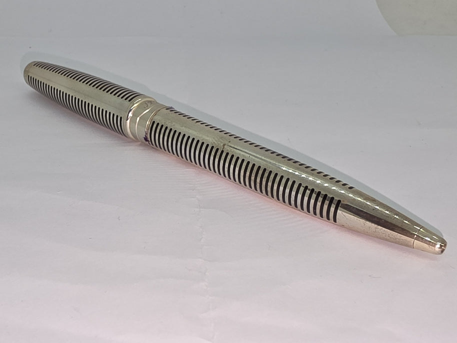 ST Dupont Olympio Laque De Chine Sterling Silver Large Ball Point 485100