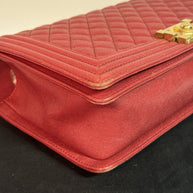 Chanel Boy Medium Flap Bag Caviar Burgunderrot & antique Gold Umhängetasche 2018