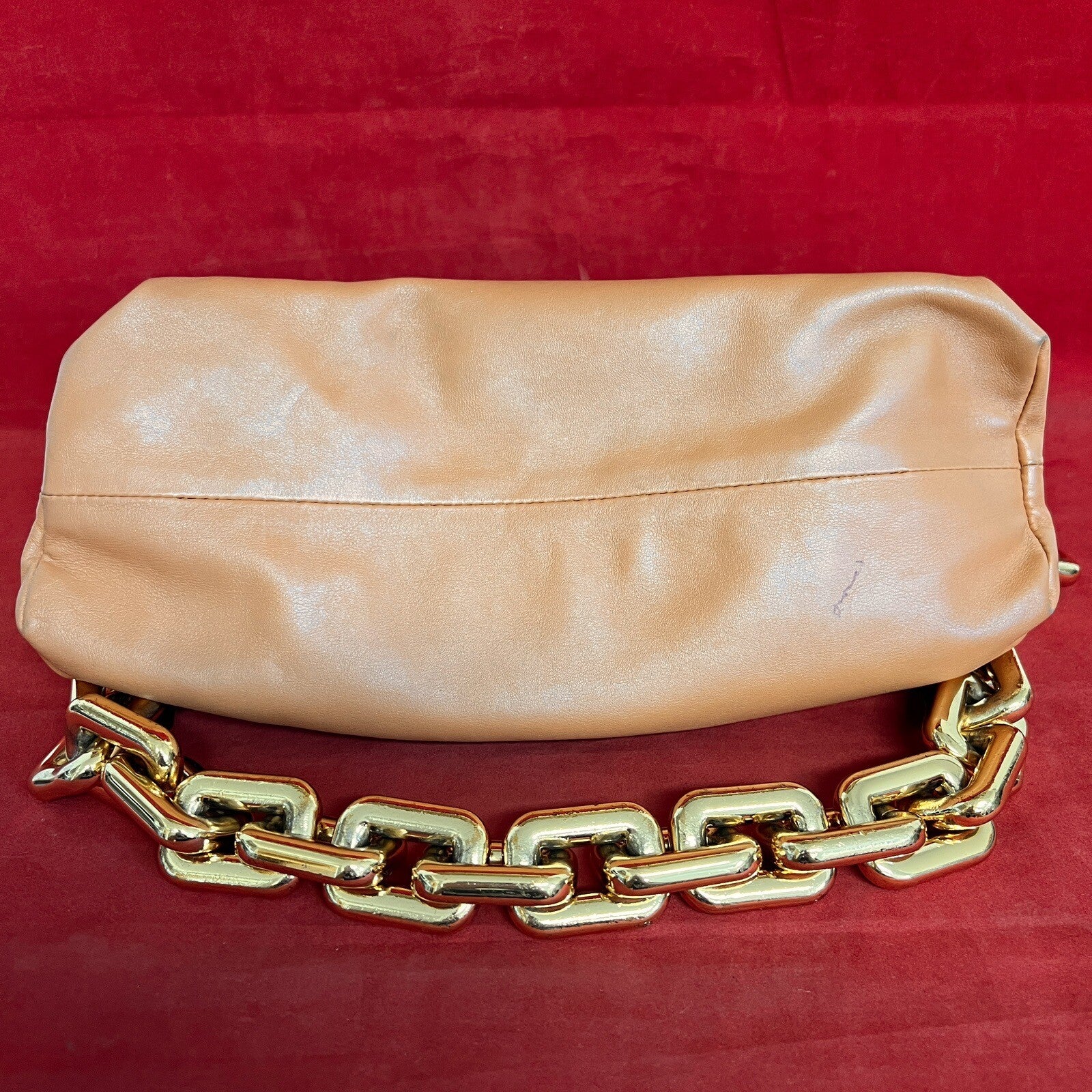 Bottega Veneta Pouch Gold Chain Kalbsleder Teak, Beige, Braun