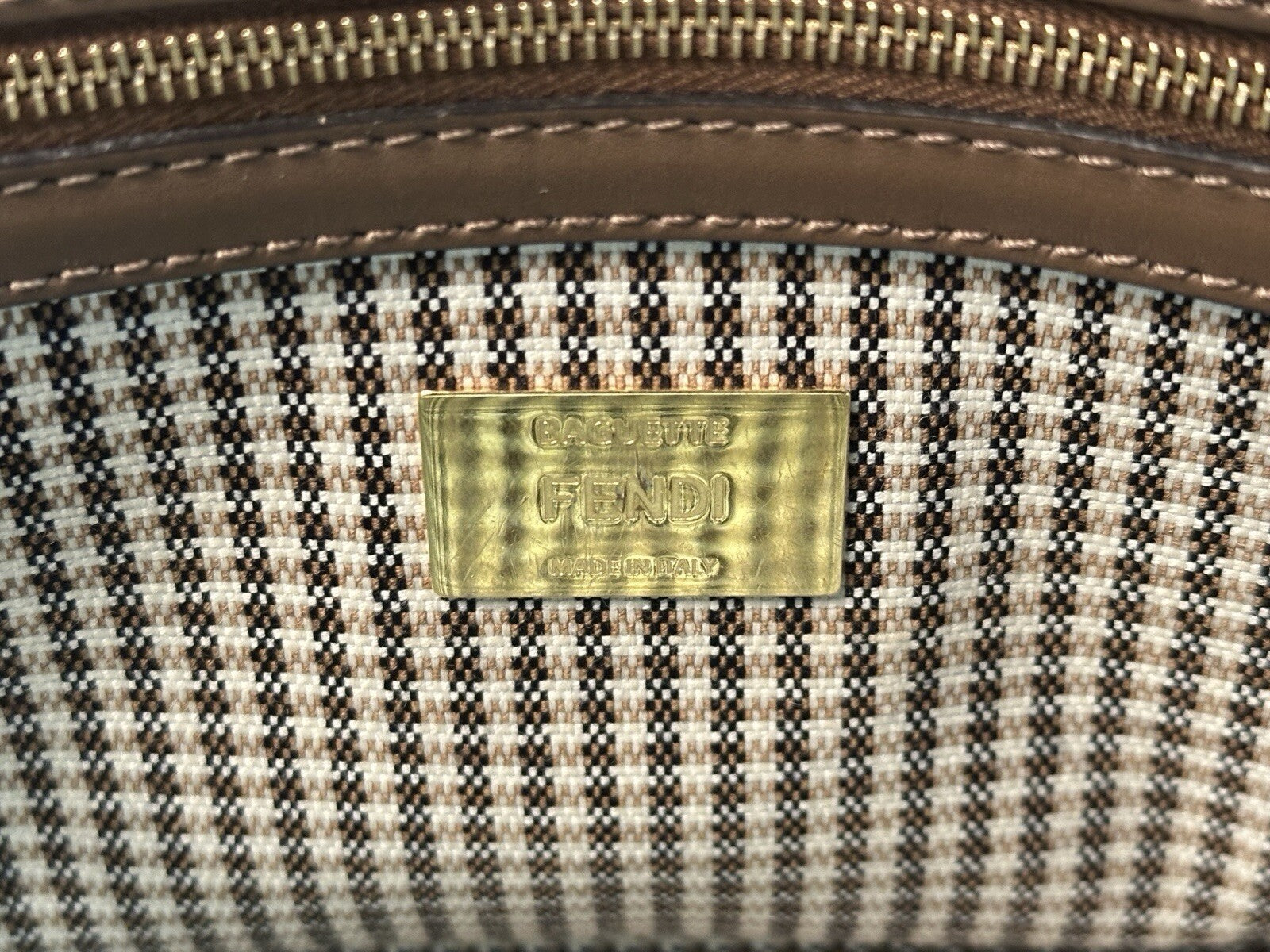 Fendi Baguette Medium Umhängetasche Braun & Gold Wolle Top Zustand