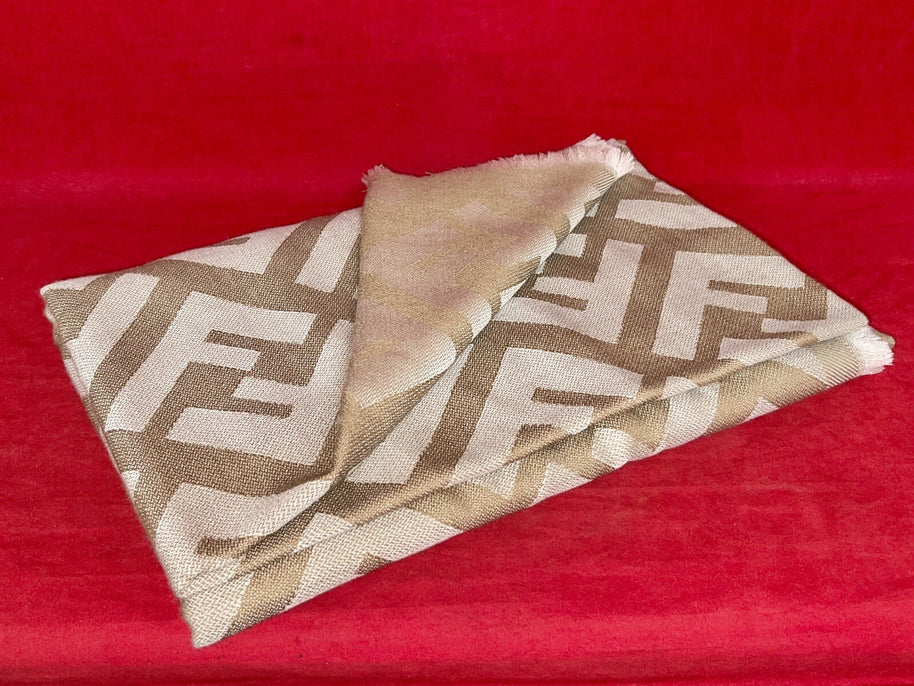 Fendi FF Shawl Wolle & Kaschmir Schal 140x140 cm Schultertuch beige/gold wie Neu