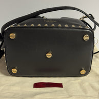 Valentino Garavani Rockstud Bucket Bag „Noe“ Umhängetasche + Pochette Schwarz
