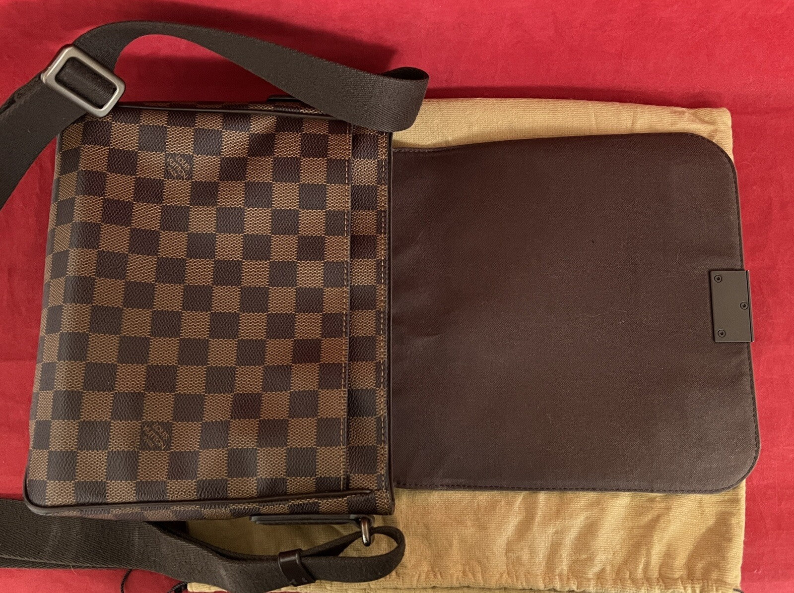 Louis Vuitton District PM Damier Ebene Messenger Umhängetasche 2013