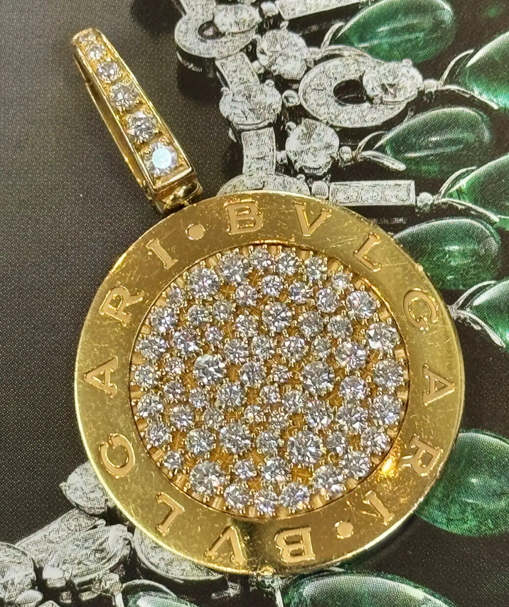 Bvlgari Roma Collana Anhänger aus 18K Gelbgold mit 2,7 ct Diamanten