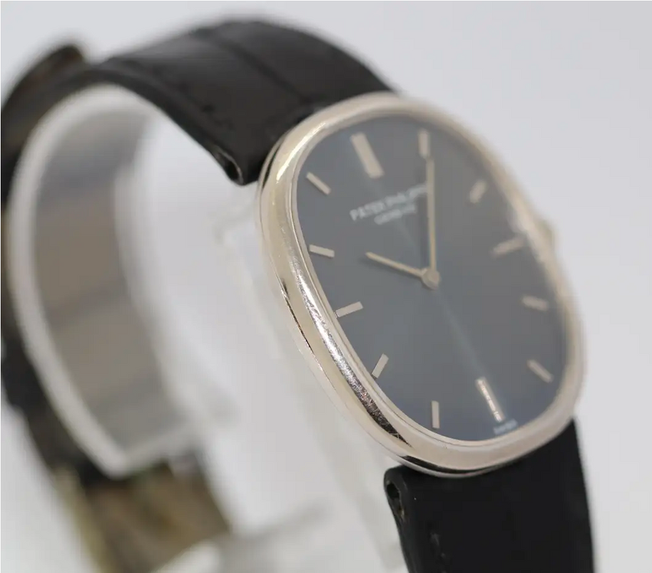 Patek Philippe Golden Ellipse d’Or Ref. 3848 Weißgold Blaues Zifferblatt 1970er