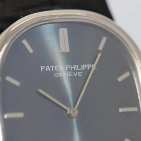 Patek Philippe Golden Ellipse d’Or Ref. 3848 Weißgold Blaues Zifferblatt 1970er