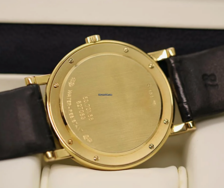Corum Romvlvs Romulus 18K Gold 35mm Referenz 50.701.56