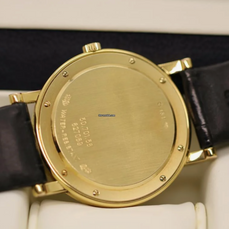 Corum Romvlvs Romulus 18K Gold 35mm Referenz 50.701.56