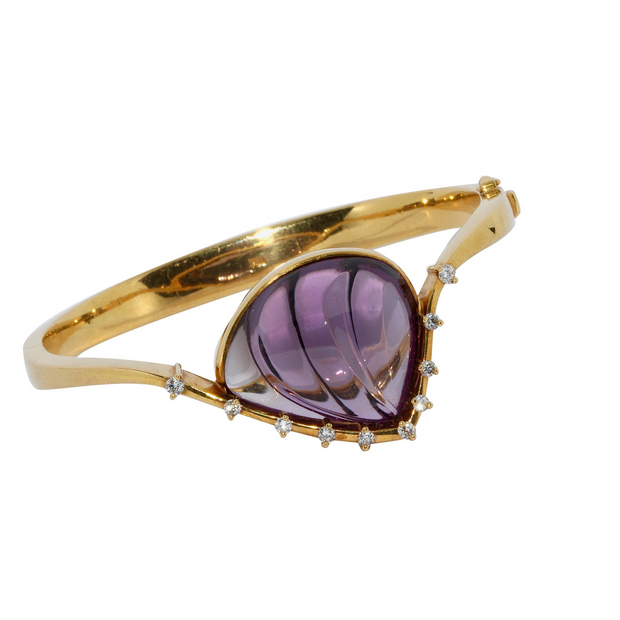 Cadeaux Armreif aus 18K Gelbgold mit Amethyst als Muschel & Diamanten