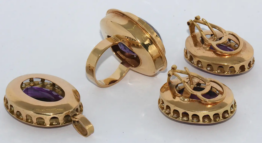 Amethyst & Diamant Schmuckset aus 18K Gold – Ring, Ohrclips & Anhänger