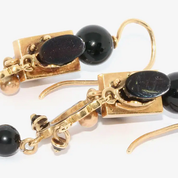 Antike Onyx-Ohrringe aus Gold mit schwarzem Emaille – Viktorianisch