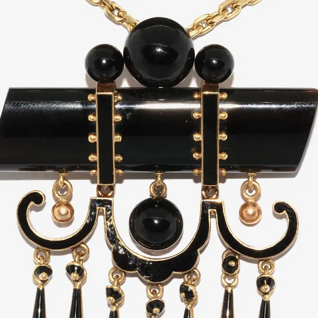 Antiker großer Onyx-Anhänger aus Gold mit schwarzem Emaille – Viktorianisch