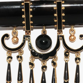 Antiker großer Onyx-Anhänger aus Gold mit schwarzem Emaille – Viktorianisch