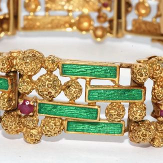 Damen-Armband aus 18 Karat Gold mit grünem Emaille und Rubinen