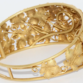 18 Karat Gold Armreif mit Diamanten, Trauben- und Weinlaubmotiv