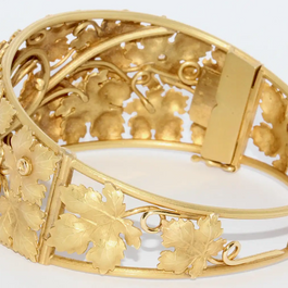 18 Karat Gold Armreif mit Diamanten, Trauben- und Weinlaubmotiv