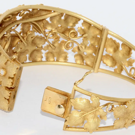 18 Karat Gold Armreif mit Diamanten, Trauben- und Weinlaubmotiv