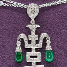 Atemberaubendes Diamant-Smaragd-Collier, Anhänger in 18 Karat Weißgold