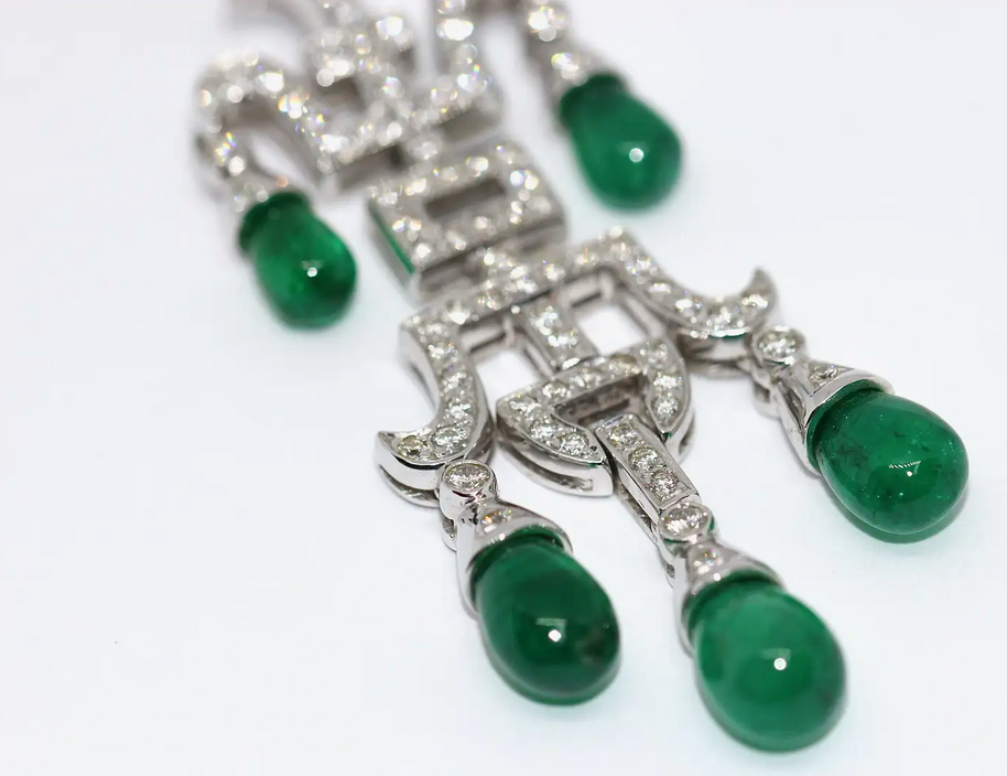 Atemberaubendes Diamant-Smaragd-Collier, Anhänger in 18 Karat Weißgold