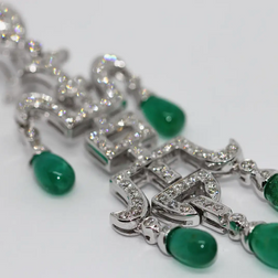 Prächtige Diamant-Smaragd-Ohrringe in 18 Karat Weißgold