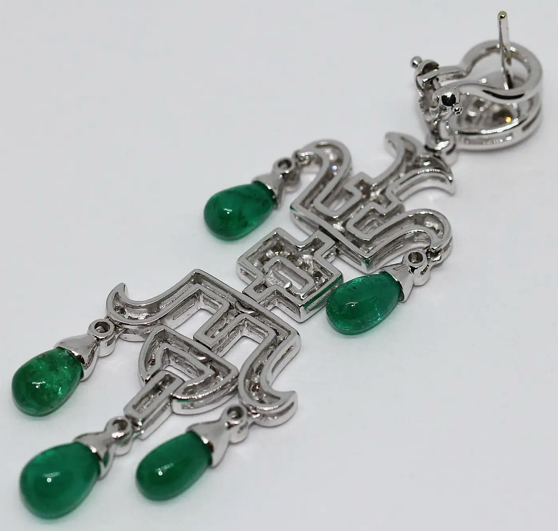Prächtige Diamant-Smaragd-Ohrringe in 18 Karat Weißgold