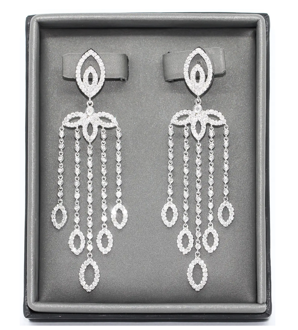 Elegante Diamant-Ohrringe in 18 Karat Weißgold