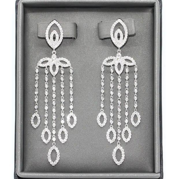 Elegante Diamant-Ohrringe in 18 Karat Weißgold